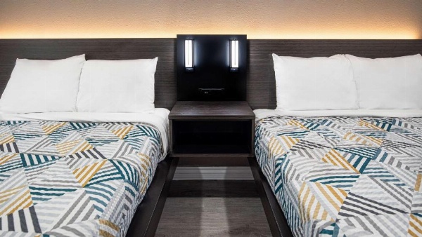 Motel 6 Anaheim - Convention Center image 22